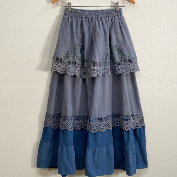 Tiered Boho Skirt Lace XS/S - Picture 1 of 8